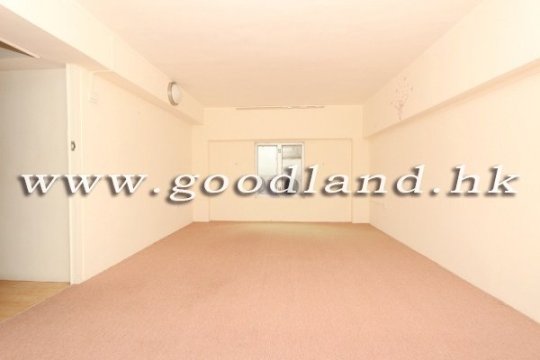 西貢村屋出售|花園及海景|1400呎 售1600萬