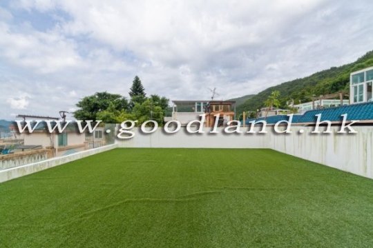 Clear Water Bay House with Garden | Prime Location