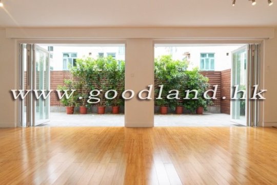 Clear Water Bay House with Garden | Prime Location