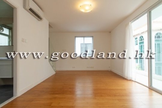 Clear Water Bay House with Garden | Prime Location