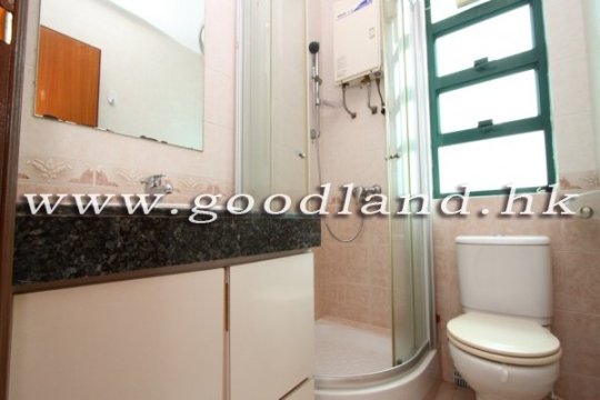 CLEAR WATER BAY Upper Duplex Village House with Partial Sea View For Rent