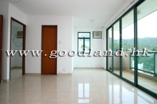 CLEAR WATER BAY Upper Duplex Village House with Partial Sea View For Rent