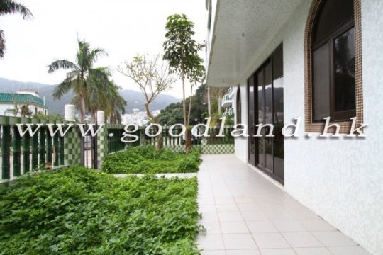 CLEAR WATER BAY Expat Community Village House with Garden and Sea View For Rent