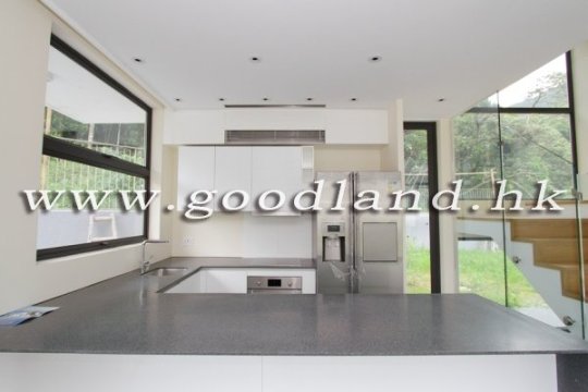 Fully Detached House for Sale & Rent in Clear Water Bay