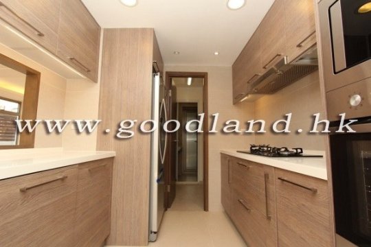 SAI KUNG Village House For Sale | Prime Location, Renovated & Spacious Living