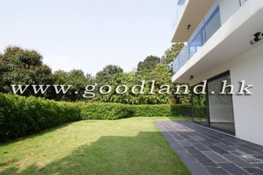 CLEAR WATER BAY Panoramic Sea View Village House with Garden For Sale