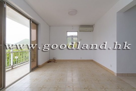 CLEAR WATER BAY Semi-Detached Sea View Village House For Sale