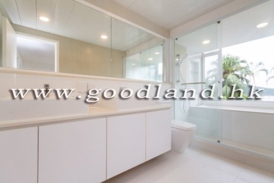 CLEAR WATER BAY Beachfront House with Private Pool For Sale