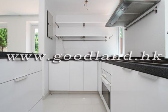 CLEAR WATER BAY Detached Sea View House with Huge Garden For Sale