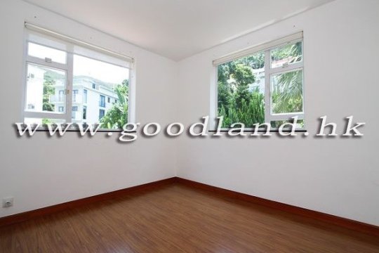 CLEAR WATER BAY Detached Sea View House with Huge Garden For Sale