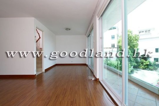 CLEAR WATER BAY Detached Sea View House with Huge Garden For Sale