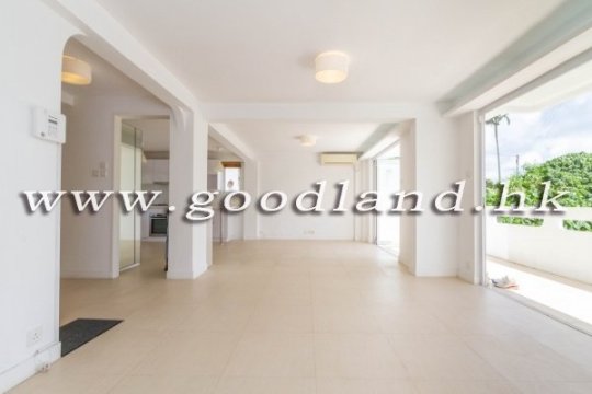 CLEAR WATER BAY Gated Sea View Village House For Sale