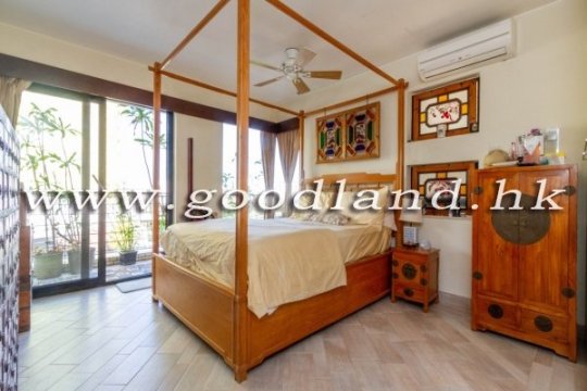 CLEAR WATER BAY Sea View Upper Duplex with Rooftop For Sale