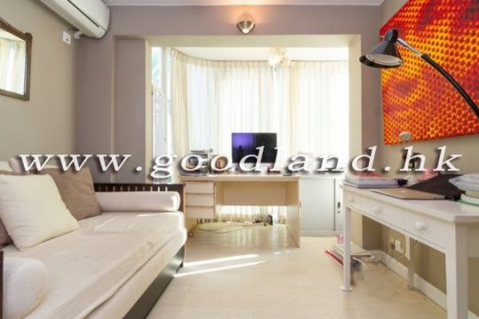 CLEAR WATER BAY Detached Sea View House with Fenced Garden For Sale
