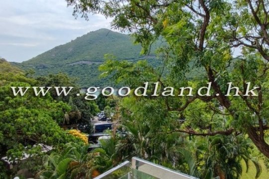CLEAR WATER BAY Sea View Village House in Resort Style Complex For Sale