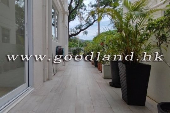 CLEAR WATER BAY Sea View Village House in Resort Style Complex For Sale
