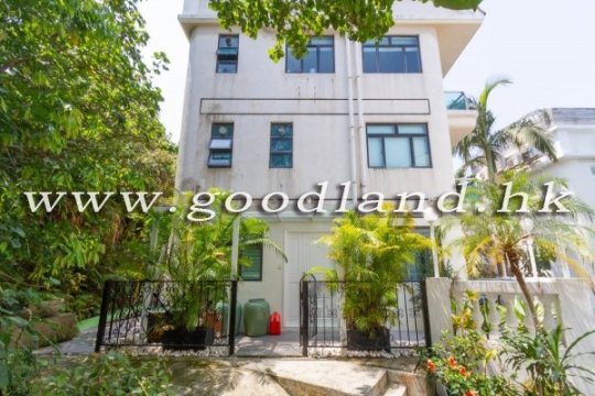 【Resort-Style Luxury Villa】4-BR Dual Suites & Helper Room | Fully Equipped Kitchen