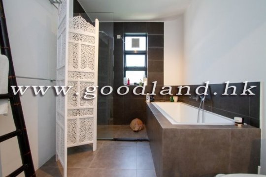 【Resort-Style Luxury Villa】4-BR Dual Suites & Helper Room | Fully Equipped Kitchen