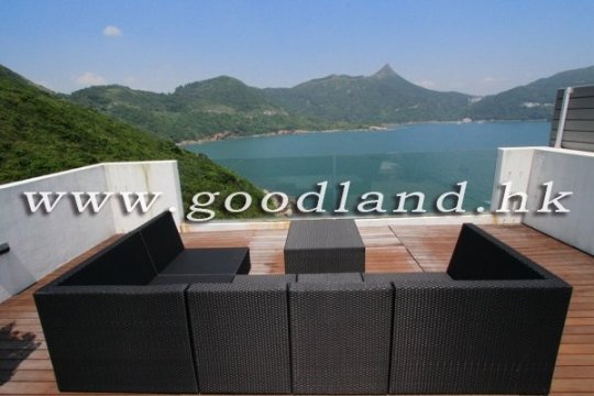 CLEAR WATER BAY Garden Village House with Spacious Layout For Sale