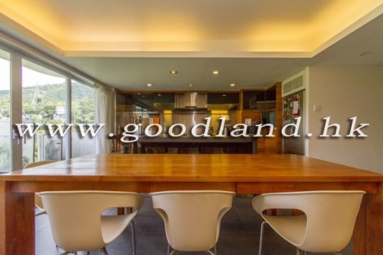 CLEAR WATER BAY Renovated Greenery View Village House For Sale