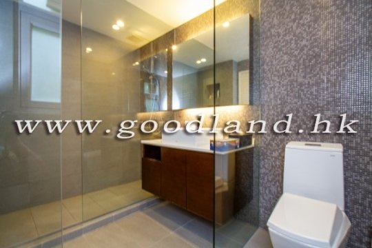 CLEAR WATER BAY Spacious 4200 sq.ft. Village House with Garden and Rooftop For Sale