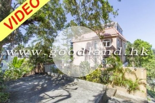 CLEAR WATER BAY Renovated Detached Village House with Private Pool For Sale