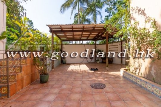 CLEAR WATER BAY Renovated Detached Village House with Private Pool For Sale
