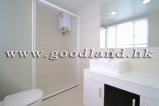 CLEAR WATER BAY Open View Village House with Practical Layout For Sale
