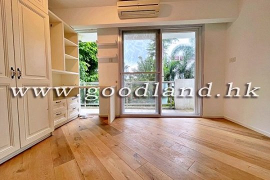 CLEAR WATER BAY Detached Village House with Open Views For Sale