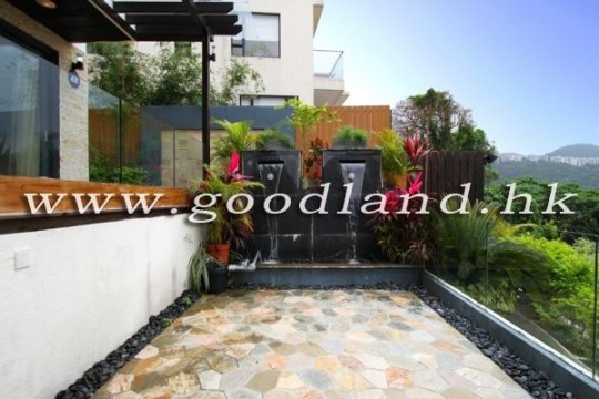 CLEAR WATER BAY Detached Front Row Sea View Village House For Sale