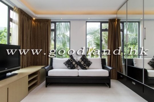 CLEAR WATER BAY Detached Front Row Sea View Village House For Sale