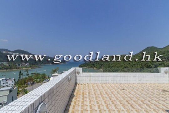 CLEAR WATER BAY Renovated Sea View Village House with Garden For Sale