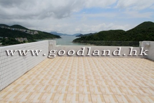 CLEAR WATER BAY Renovated Sea View Village House with Garden For Sale