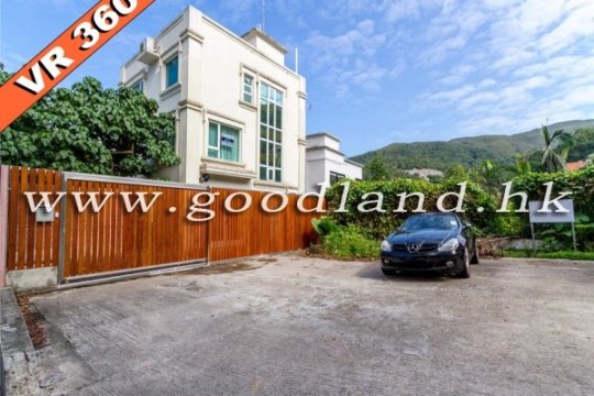 CLEAR WATER BAY Renovated Sea View Village House with Garden For Sale