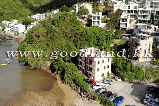 CLEAR WATER BAY Spacious 4200 sq.ft. Village House For Sale