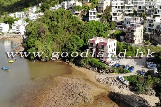 CLEAR WATER BAY Spacious 4200 sq.ft. Village House For Sale