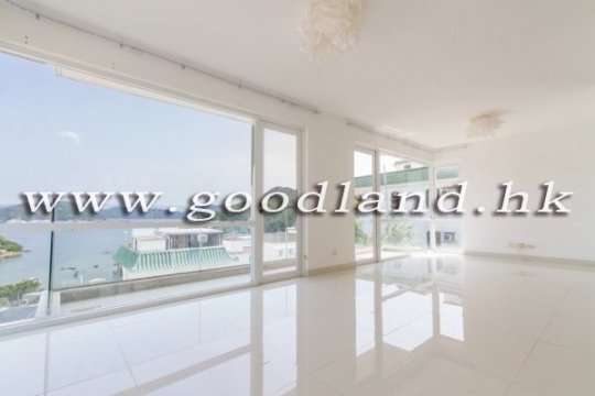 CLEAR WATER BAY Newly Renovated Sea View Village House with Garden For Sale