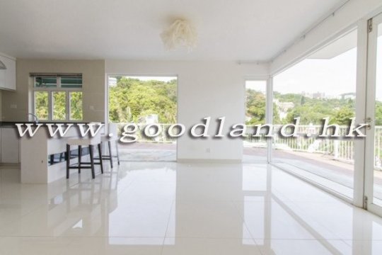CLEAR WATER BAY Newly Renovated Sea View Village House with Garden For Sale
