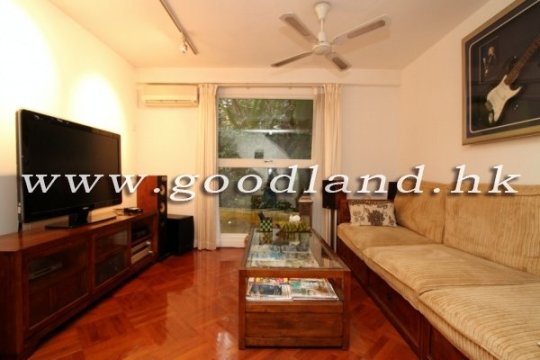 CLEAR WATER BAY End Unit Village House with Private Backyard For Sale