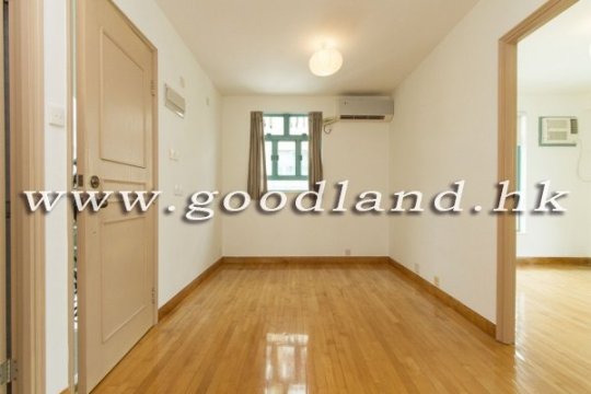 CLEAR WATER BAY Fully Detached Sea View Village House For Sale