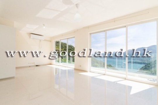 CLEAR WATER BAY Renovated Sea View Village House with Garden For Sale
