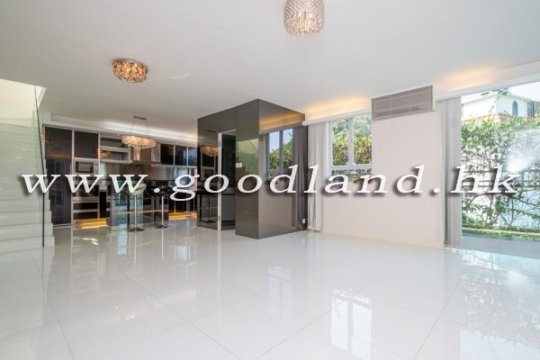 CLEAR WATER BAY End Unit Village House in Gated Community For Sale
