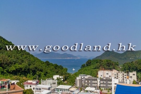 CLEAR WATER BAY End Unit Village House in Gated Community For Sale