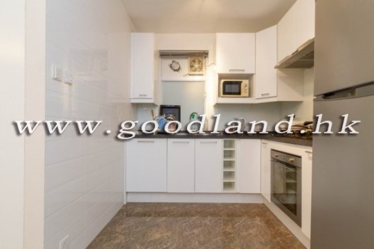 CLEAR WATER BAY Spacious Village House For Sale