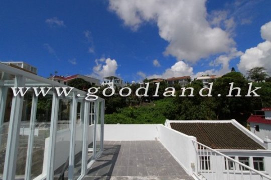 CLEAR WATER BAY Sea View House with Garden For Sale