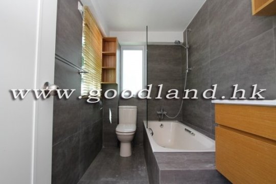 CLEAR WATER BAY Sea View House with Garden For Sale