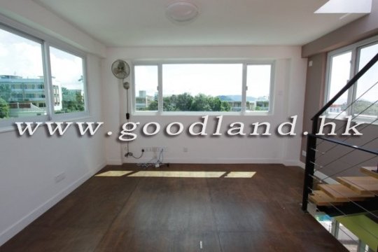 CLEAR WATER BAY Sea View House with Garden For Sale