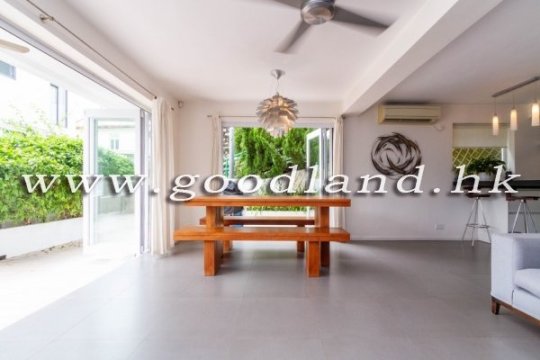 CLEAR WATER BAY Renovated Greenery View Village House For Sale