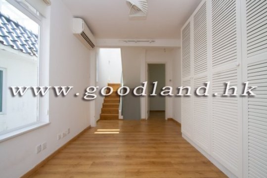 【清水湾家庭村屋出售】宽敞实用布局・屋况企理