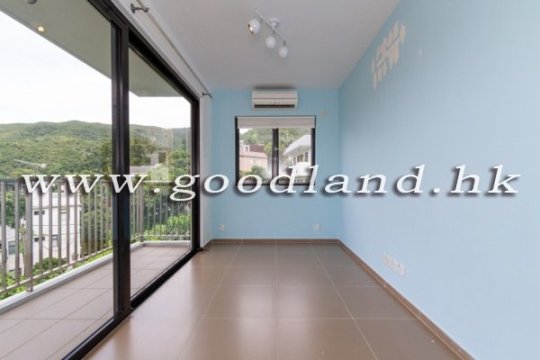 CLEAR WATER BAY Detached Sea View House with Garden For Sale